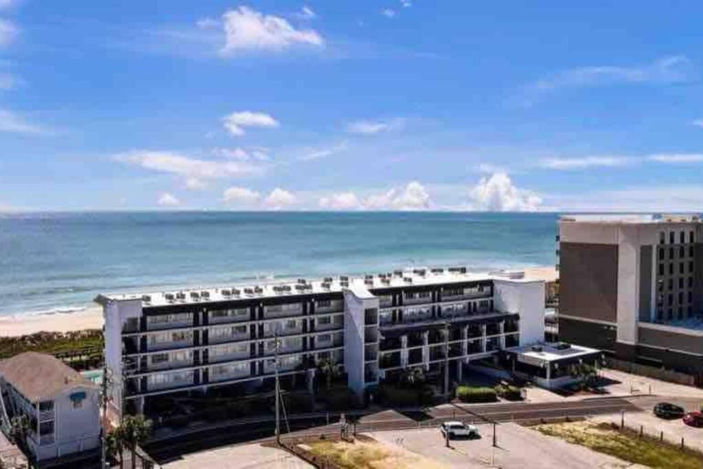 Oceanfront * Pool * Elevator * Boardwalk Διαμέρισμα Carolina Beach Εξωτερικό φωτογραφία