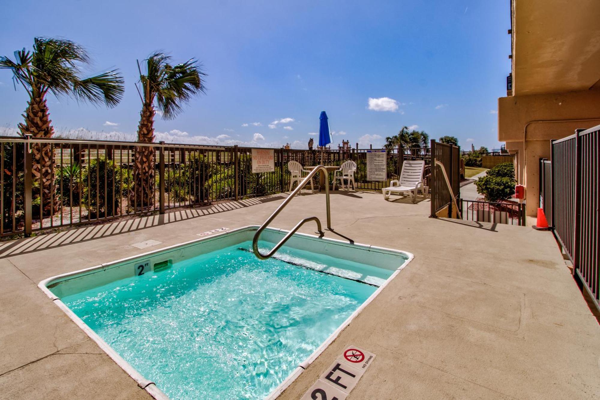 Oceanfront * Pool * Elevator * Boardwalk Διαμέρισμα Carolina Beach Εξωτερικό φωτογραφία
